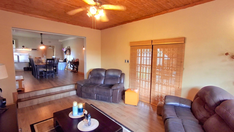 3 Bedroom Property for Sale in Vaalpark Free State